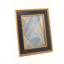 Porta Retrato com Moldura Quadro Decorativo Fotos Parede Fotografia Objeto Decoração MDF Enfeite Sala 5x7 13x18cm Presente Porta Retrato com Moldura Quadro Decorativo Fotos Parede Fotografia Objeto Decoração MDF Enfeite Sala 5x7 13x18cm Presente