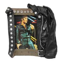Porta-retrato em 3D Elvis Presley, com sua icônica jaqueta preta, original de 1994 - Raridade!! Porta-retrato em 3D Elvis Presley, com sua icônica jaqueta preta, original de 1994 - Raridade!!