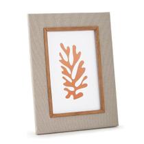 Porta Retrato em Madeira e Linho Decorativo Cinza 10x15cm Mart Porta Retrato em Madeira e Linho Decorativo Cinza 10x15cm Mart