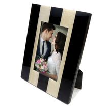 Porta Retrato Foto 10x15 Offwhite Acrílico Refinado - Preto Porta Retrato Foto 10x15 Offwhite Acrílico Refinado - Preto