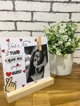 Porta Retrato Foto Polaroide Dia dos Namorados Decoração Mesa Presente Dia dos Namorados - Dorama - Rainha da Madeira Porta Retrato Foto Polaroide Dia dos Namorados Decoração Mesa Presente Dia dos Namorados - Dorama - Rainha da Madeira