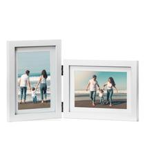 Porta-retratos ibalux Double 5x7 com dobradiças em madeira de pinho branca Porta-retratos ibalux Double 5x7 com dobradiças em madeira de pinho branca