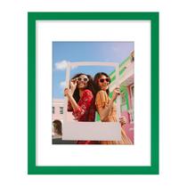 Porta-retratos Vittanly 28x36cm verde para 20x25cm com acrílico Porta-retratos Vittanly 28x36cm verde para 20x25cm com acrílico