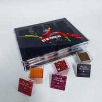 Porta tempero Personalizado com seu nome + 12 tipos de Pimentas incluso Porta tempero Personalizado com seu nome + 12 tipos de Pimentas incluso
