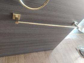 Porta Toalha De Banho Metal Dourado Porta Toalha De Banho Metal Dourado