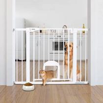 Portão de Segurança para Bebê BABELIO - Ajustável (73-109cm) com Porta para Gatos e Fechamento Automático