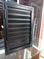 Portinhola 1 Folha Esquadrias Brasil 90x90 Preto Direito