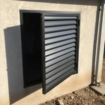 Portinhola Veneziana 80x80cm Direita Alumínio Preto Linha 25