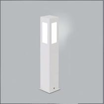 Poste Balizador de Jardim 4 Vidros Retangular 50cm em Alumínio Branco Poste Balizador de Jardim 4 Vidros Retangular 50cm em Alumínio Branco