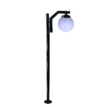 Poste de Jardim com Globo de Polietileno Leitoso 2,16m P23/1 em Aço Preto