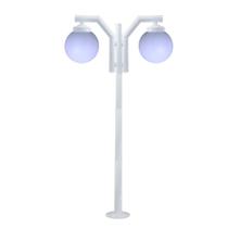 Poste de Jardim com Globo de Polietileno Leitoso Duplo 2,16m P23/2 em Aço Branco