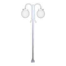 Poste Luminária Globo G Duplo Braço Curvo Baixo Estilo na cor Branco 200Cm