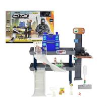 Posto de comando divertido com pista e carrinho luz e som