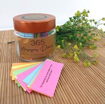 Pote com 365 Mensagens de Reflexão e Motivação Tampa Cobre Pote com 365 Mensagens de Reflexão e Motivação Tampa Cobre