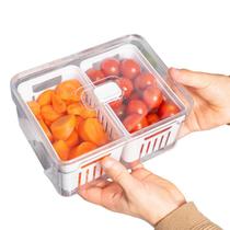 Pote Organizador Para Geladeira Duplo Ideal Frutas e Verduras 2,2L Com Tampa e Cesto Interno Removível Clear Fresh - OU Pote Organizador Para Geladeira Duplo Ideal Frutas e Verduras 2,2L Com Tampa e Cesto Interno Removível Clear Fresh - OU