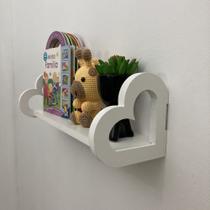 Prateleira coração colorida quarto decoração infantil 60cm