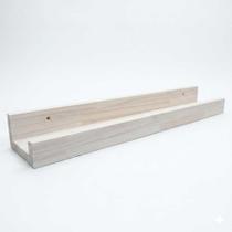 Prateleira de Parede Tipo Calha 60cm em Madeira Pinus Branco Prateleira de Parede Tipo Calha 60cm em Madeira Pinus Branco