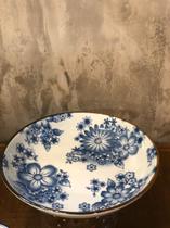 Prato de Porcelana Flor Azul 18x4,0cm - Flórida Decorações