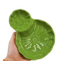 Prato Japonês de Porcelana - Elegância e Funcionalidade