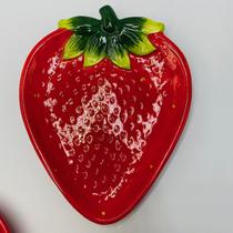 Prato Raso Morango em Cerâmica Vermelho 26cm Prato Raso Morango em Cerâmica Vermelho 26cm