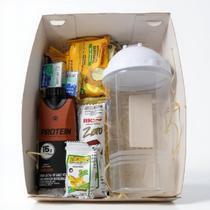 Presente Cesta de lanche Fitness com Shakeira- 9 itens