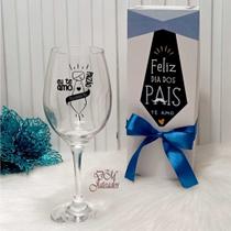 Presente Dia dos Pais Taça de Vinho com Caixa Personalizada Paizão Eu Te Amo” Presente Dia dos Pais Taça de Vinho com Caixa Personalizada Paizão Eu Te Amo”