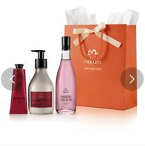 Presente Ekos natura TRES ITENS MADEIRA EM FLOR Presente Ekos natura TRES ITENS MADEIRA EM FLOR