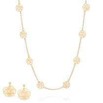 Presente Feminino Rommanel Kit Colar + Brincos Rosas Vazadas Banhado Ouro 18k Presente Feminino Rommanel Kit Colar + Brincos Rosas Vazadas Banhado Ouro 18k