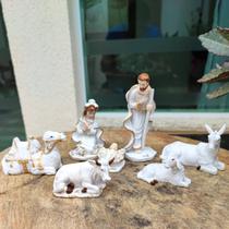 Presépio De Natal Em Resina 12 Cm - Branco Presépio De Natal Em Resina 12 Cm - Branco