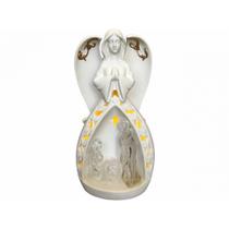 Presépio sagrada família com anjo 23,0cm com luz cerâmica