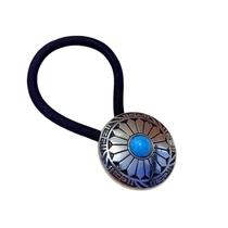 Presilha de Elástico com Enfeite Vintage e Pedra Azul Claro