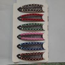 presilha estilo bananinha de strass ,cartela com 6 unidades