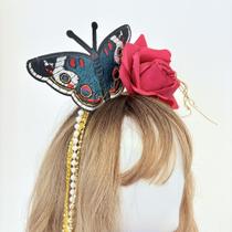 Presilha Tiara com Borboleta e Rosa Vermelha para Festa Fantasia Presilha Tiara com Borboleta e Rosa Vermelha para Festa Fantasia