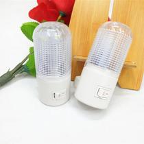 Produto Luminária de Tomada de Led Abajur Mini Luz Noturna 3w Para Quarto e Sala Com Interruptor Botão de Liga e Desliga Branco de Acrílico