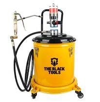 Propulsora Bomba Pneumática Para Graxa Profissional Tambor 30kg Com Rodas Tpg300 The Black Tools Propulsora Bomba Pneumática Para Graxa Profissional Tambor 30kg Com Rodas Tpg300 The Black Tools