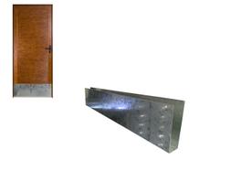 Proteção De Porta De Madeira - Alumínio Chapa 70x3,5x18,25cm