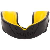 Protector Bucal Venum Challenger Negro y Amarillo para Deportes de Combate Protector Bucal Venum Challenger Negro y Amarillo para Deportes de Combate