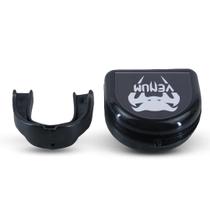 Protetor Bucal Venum Profissional Combat - Com Estojo - Preto Protetor Bucal Venum Profissional Combat - Com Estojo - Preto