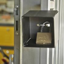 Protetor de cadeado para portões e correntes - Aço Preto