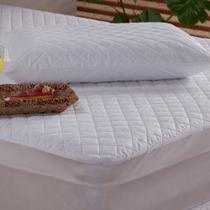 Protetor De Travesseiro Impermeável Veneza 100% Poliéster - Branco Protetor De Travesseiro Impermeável Veneza 100% Poliéster - Branco