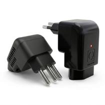 Protetor Plug de Surto DPS Qualitronix Cor Preto Bivolt 20A com LED Design Inteligente 90 Graus que Não Bloqueia Tomadas