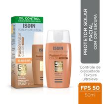 Protetor Solar Facial Isdin Fusion Water Color Cor Escura FPS 50 50ml validade 30/05/2025