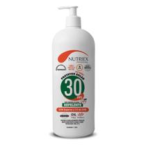 Protetor Solar FPS 30 1LT 1/3 UVA Com Repelente Nutriex Protetor Solar FPS 30 1LT 1/3 UVA Com Repelente Nutriex