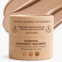 Protetor Solar Mineral com Cor NATÚ BOTANICALS FPS 35 para Rosto e Corpo Protetor Solar Mineral com Cor NATÚ BOTANICALS FPS 35 para Rosto e Corpo