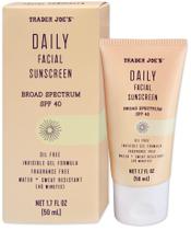 Protetor solar Trader Joe's Daily Facial SPF 40 50 ml sem óleo