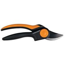 Pruner Fiskars Control Bypass 398471-1001 para crescimento verde