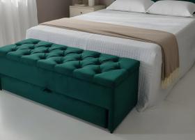 Puf Baú Gaveta Casal (Gaveta e Baú) 140x50x45cm Na Cor Verde - Botões Na Mesma Cor Puf Baú Gaveta Casal (Gaveta e Baú) 140x50x45cm Na Cor Verde - Botões Na Mesma Cor