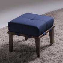 Puff 45cm Pés Imbuia Livia Azul Puff 45cm Pés Imbuia Livia Azul