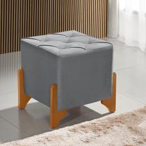 Puff Banqueta Kansas Quadrado em Veludo Desenho Sofisticado Puff Banqueta Kansas Quadrado em Veludo Desenho Sofisticado