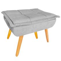 Puff Banqueta Opala Pés Castanhos Decoração Suede Cinza